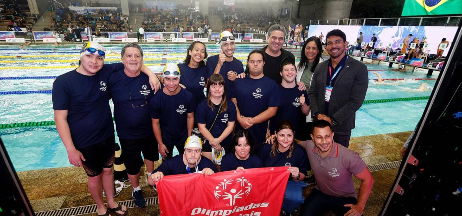 Equipe com atletas e técnico das OEB chega ao Clube Paineiras do Morumby, em São Paulo. Foto: Reprodução CBDA/Satiro Sodré.